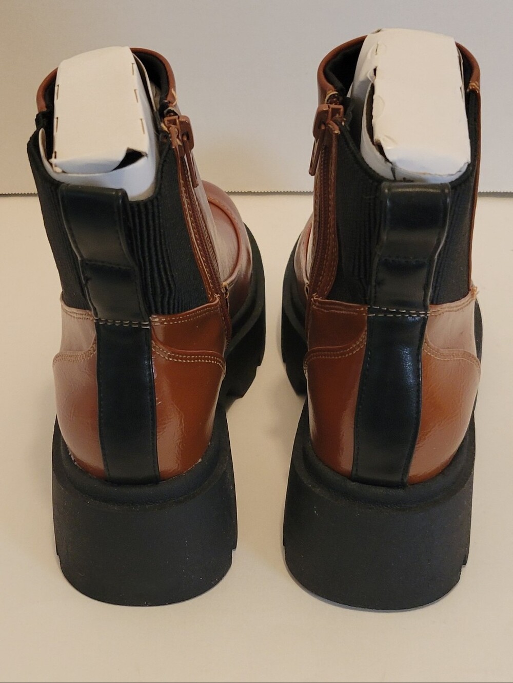 Portland Boot Company Lug Sole Chelsea Ankle Boots Mocha Brown NIB Women's Sz 6 - Picture 5 of 14